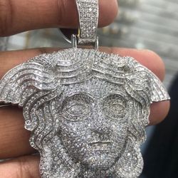 HUGE 3.5" Medusa 🪼 Pendant 14k Gold Plated Super Iced Out w/Simulated Diamonds Hip Hop, Rapper