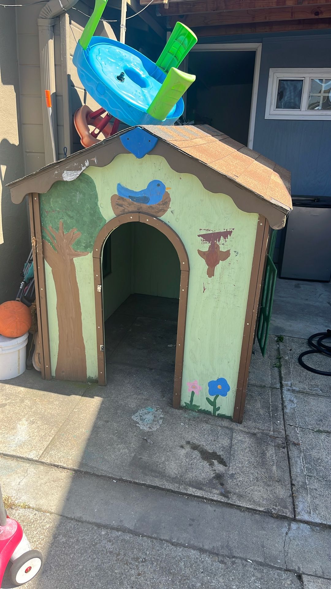 Small Outdoor House For Kids.