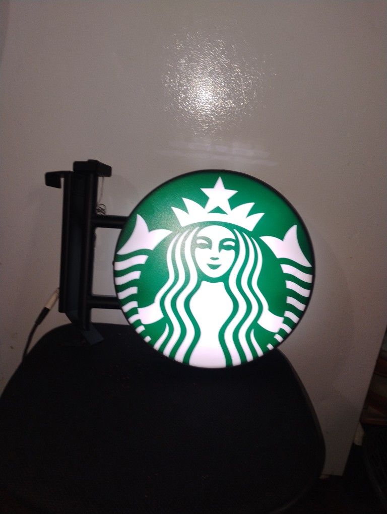 2 Starbucks Lights