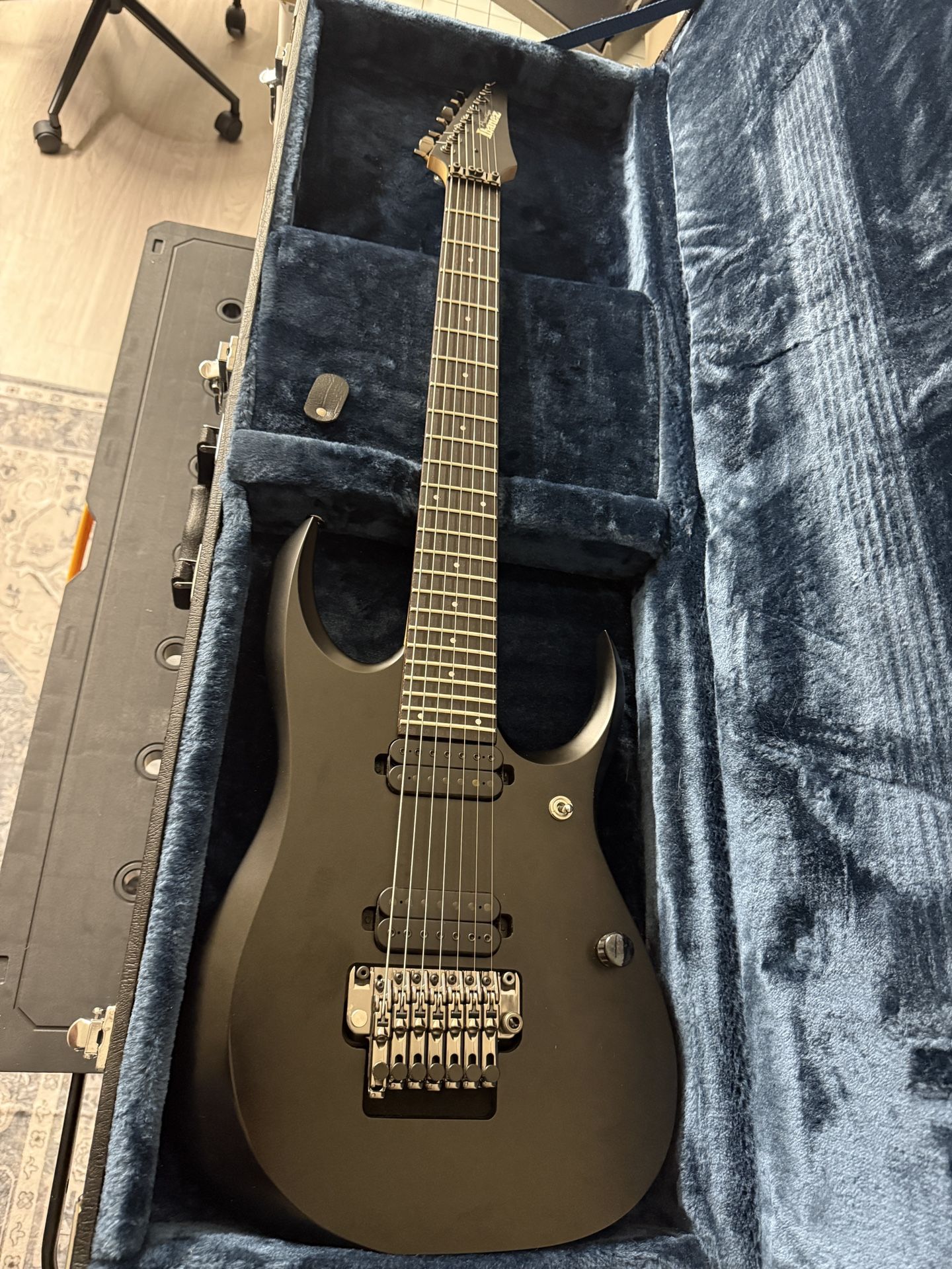 Ibanez RGD2127Z-ISH Prestige
