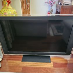 Sony Bravia XBR Series KDL-52XBR4 52 Inch 1080p 120Hz LCD HD Television Mint Condition