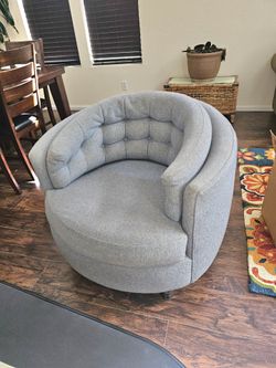 Will Take Best Offers Not Free Antique Sofa Chair needs to cleaned it