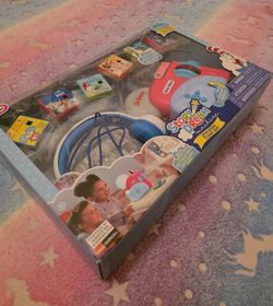 Little Tikes Story Dream Machine Storytime Travel Set