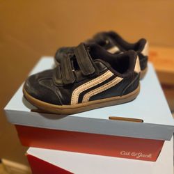 Toddler shoes size 7 and 8