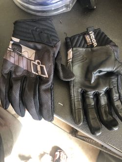 Icon gloves