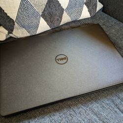 Dell Inspiron 15.6"