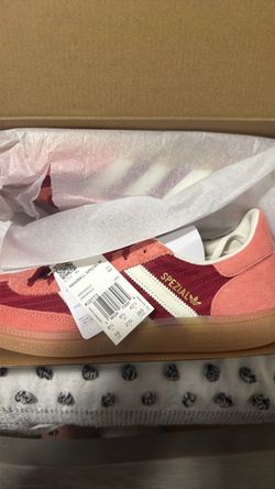 Women’s adidas shoe