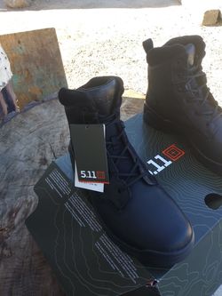 Boot black 5.11 new zise 11