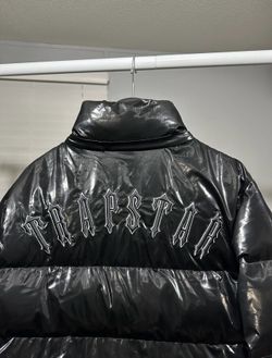 TRAPSTAR  Puffer  Jacket BNWT Detachable Hood Gloss  Black Size M
