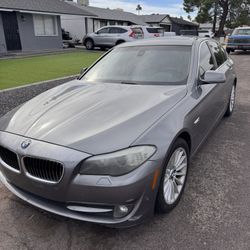 2011 bmw 5 series 535i 3000 or best offer