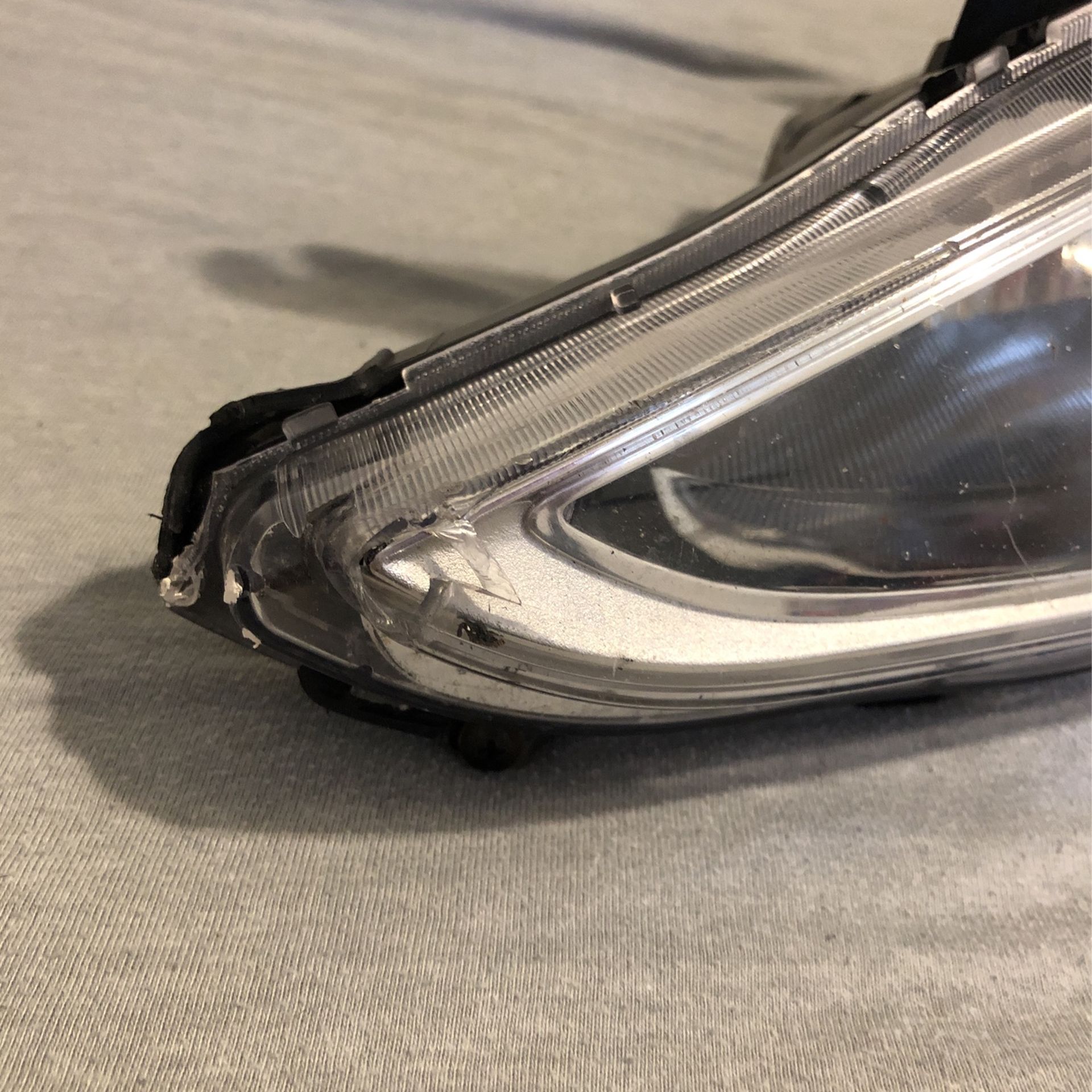 2011-2014 Hyundai Sonata Driver Side Headlight 