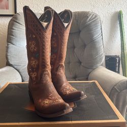 Ariat Sundance Boots 