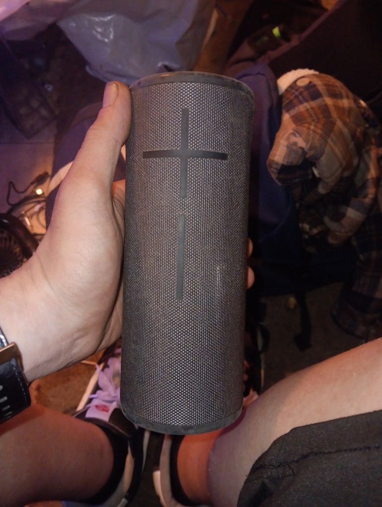 UE Boom 3