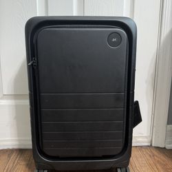 Monos Carry-On (Black)