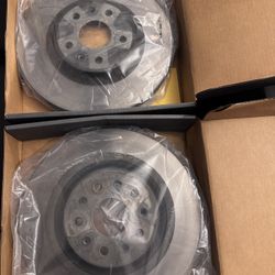 2024 Corvette C8 2lt z51 package OEM Brembo Brake Pads & Rotors (Front & Rear)