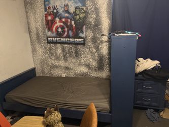 4 beds 4 dressers