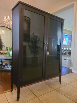 Antique glass cabinet/hutch