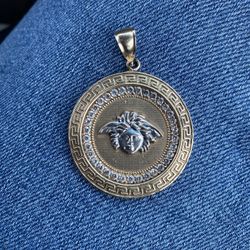 14k Gold Pendant