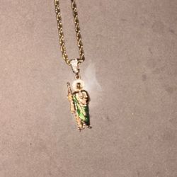 Gold Pendent and rope chain