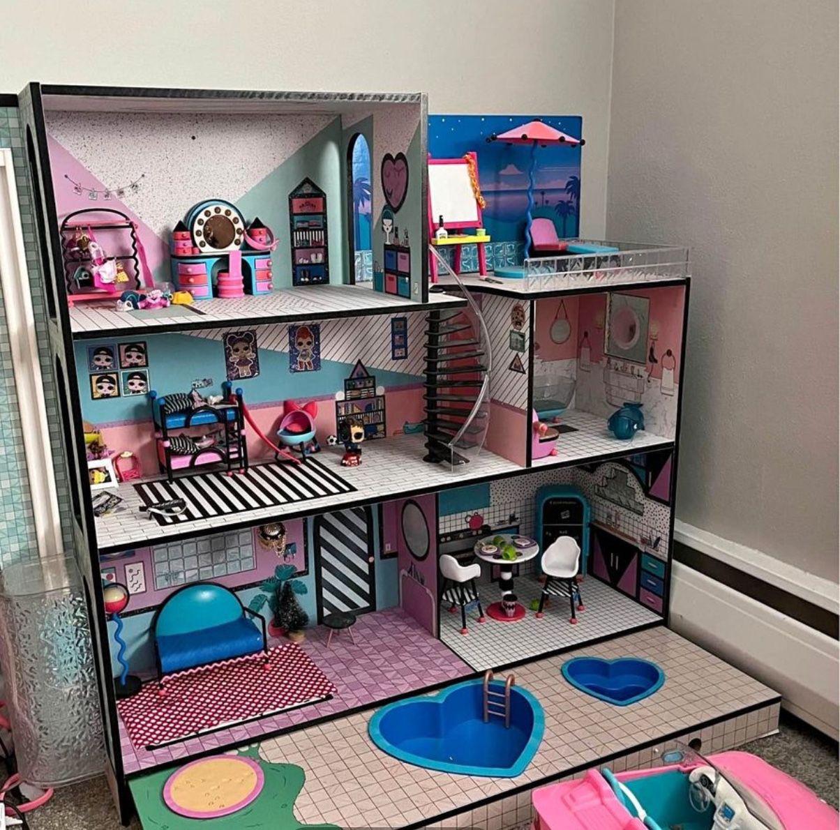 LOL doll House