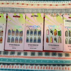 PrettyLittleThing Press-On Nails – 5 Pack Bundle