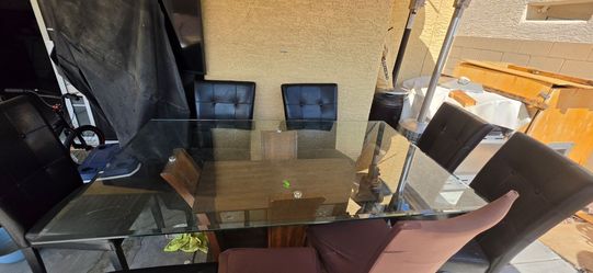 Dinning Table