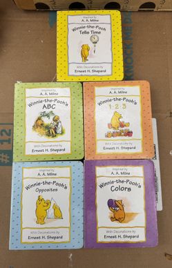 kids Hard Book Winnie The Pooh age 3 / up 