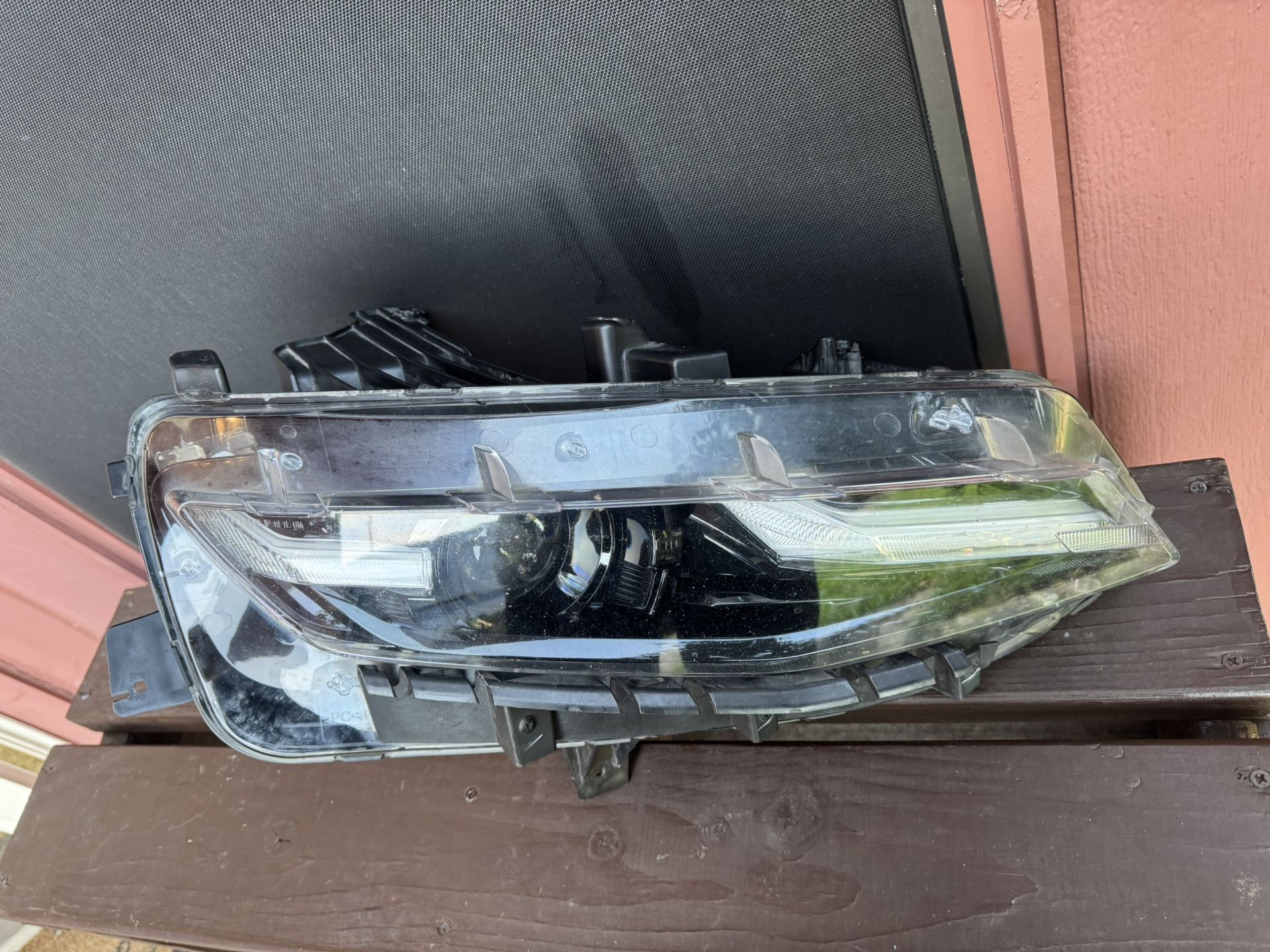 2019-2024 chevrolet camaro headlights