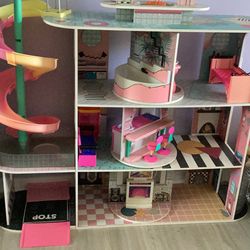 LOL doll house with furniture