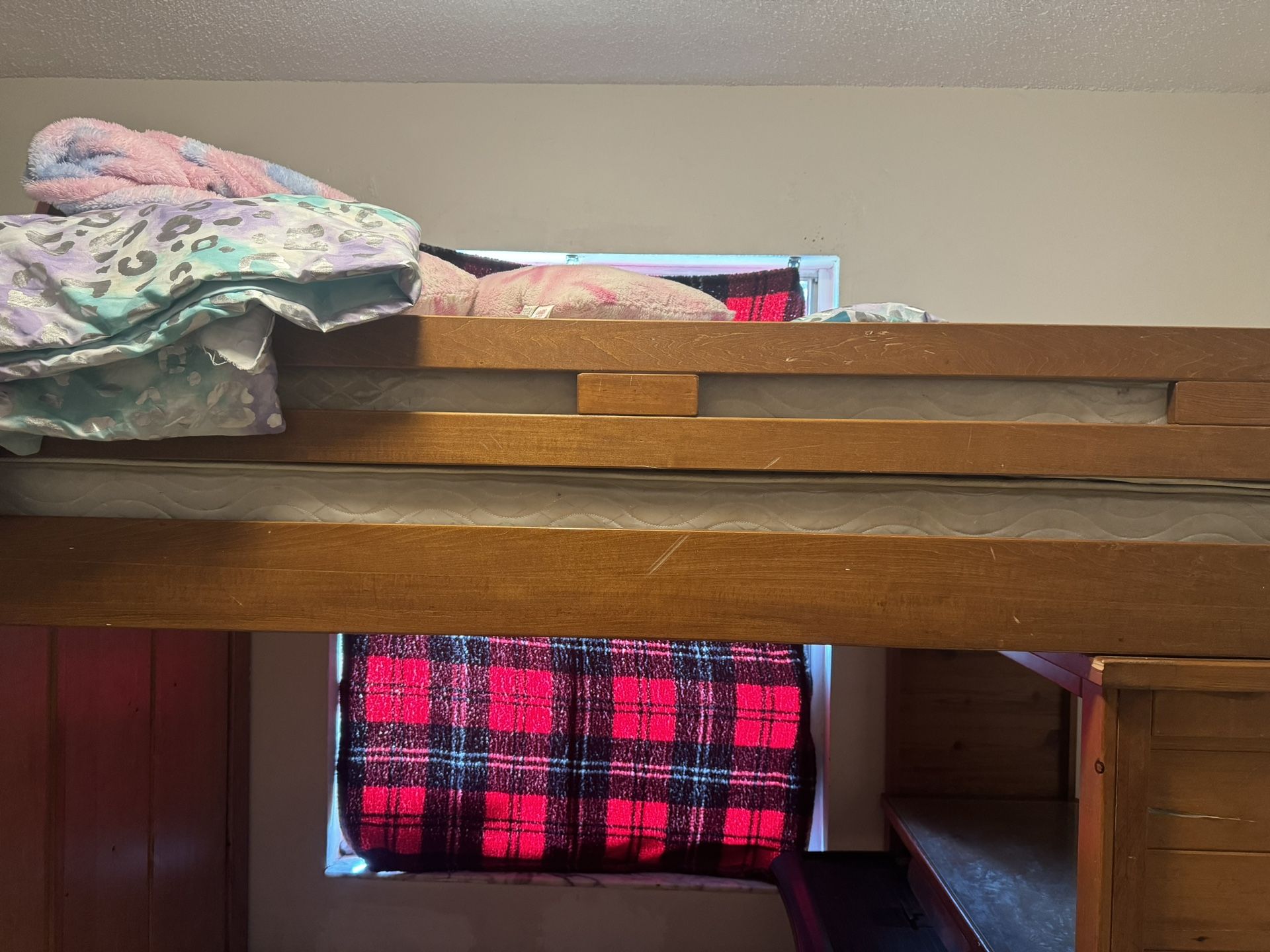 Twin Size Desk Bed 