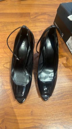 Women Zara Black Patent Leather Ankle Strap heels size 8