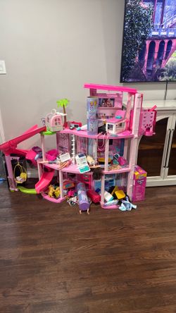 Barbie dream house