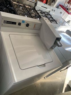 Lavadora Maytag comercial