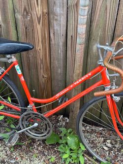 Vintage Schwinn - Rare Orange Varsity Road Bike