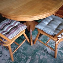 Oak Dining Set- (5) Pieces & Chair Pads