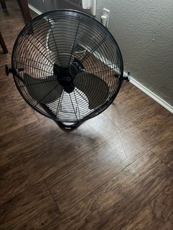 Floor fan