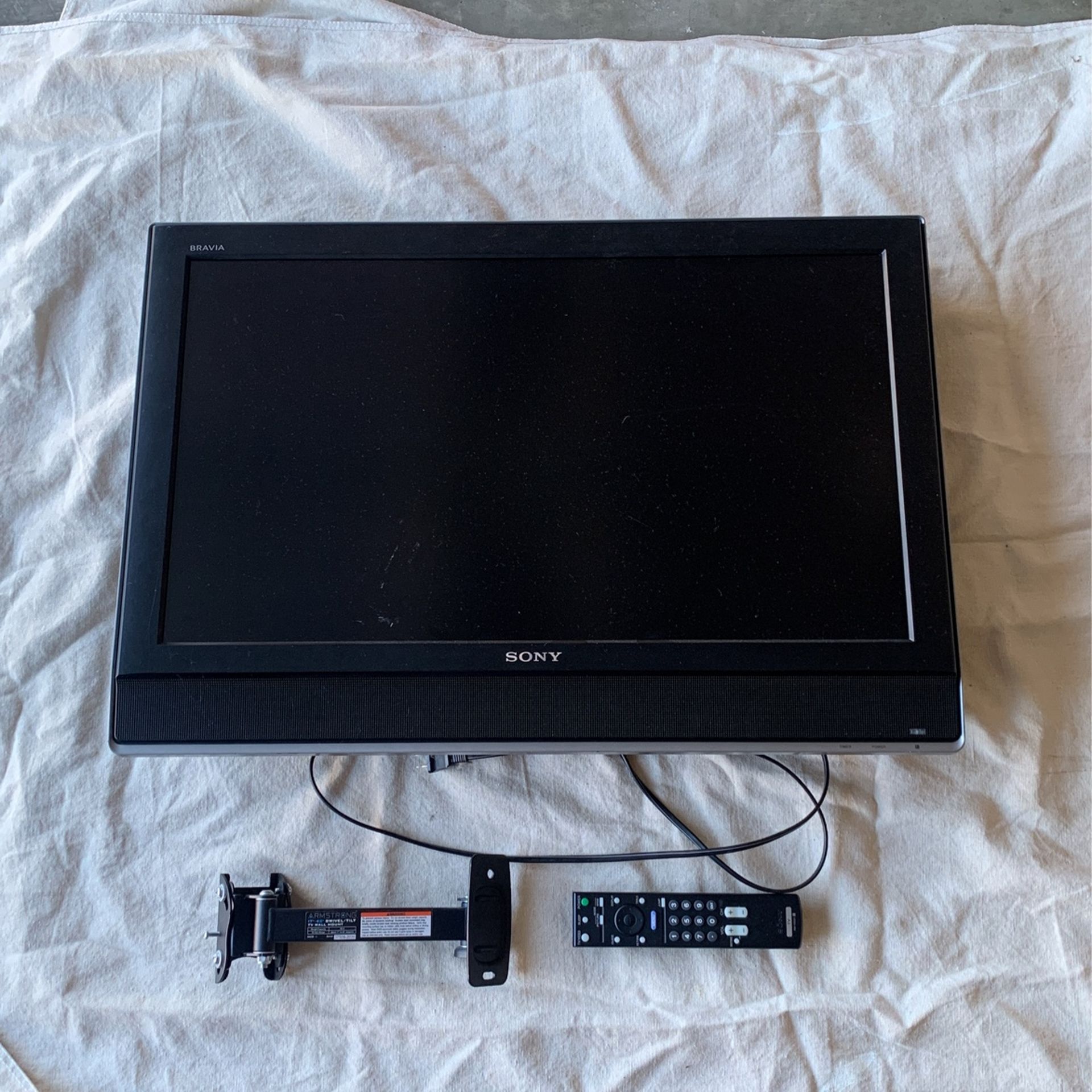 Sony 32” LCD TV