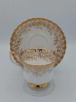 Lovely Vintage Royal Albert Cup & Saucer Made In England 
