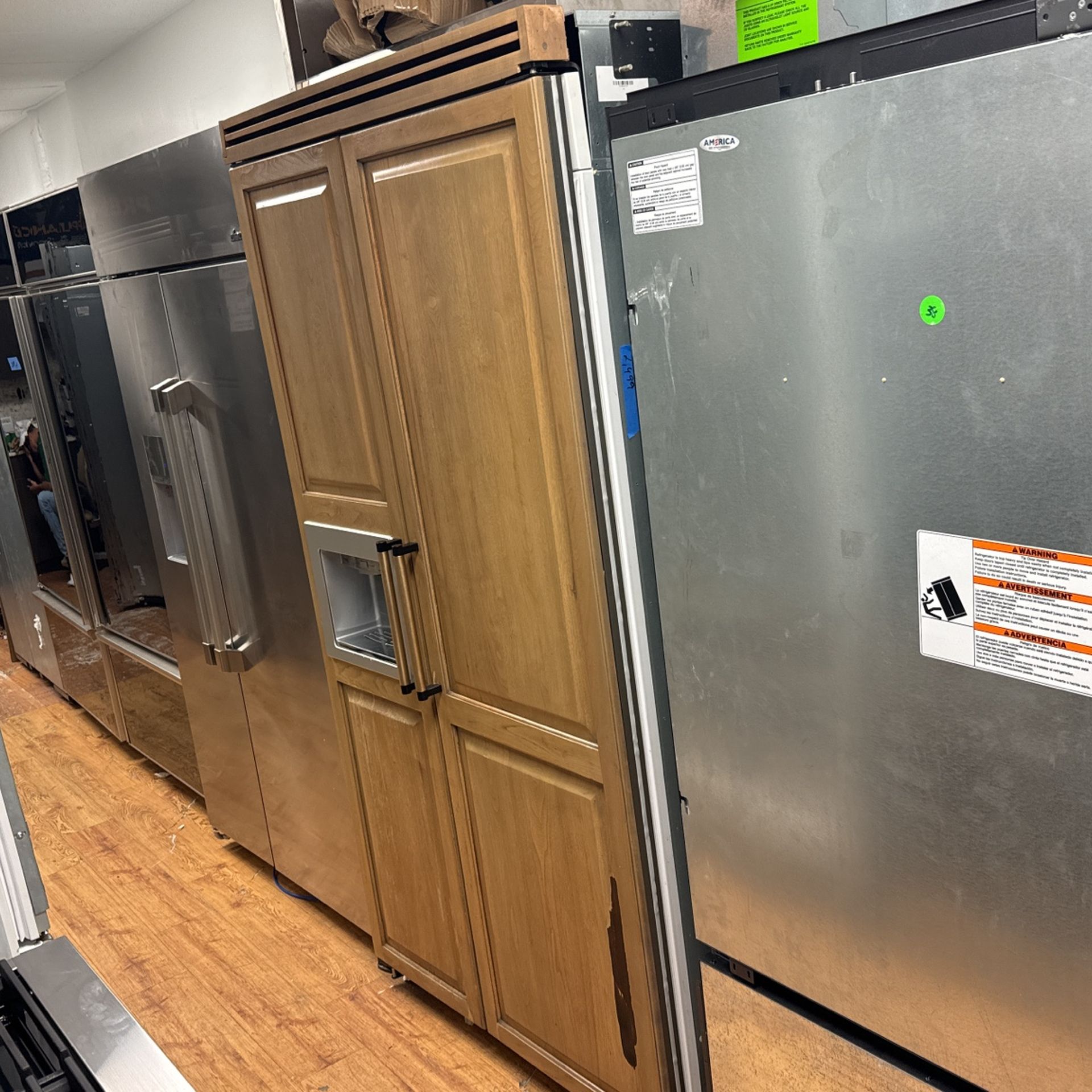 VIKING REFRIGERATOR 42” INCH PANEL READY 