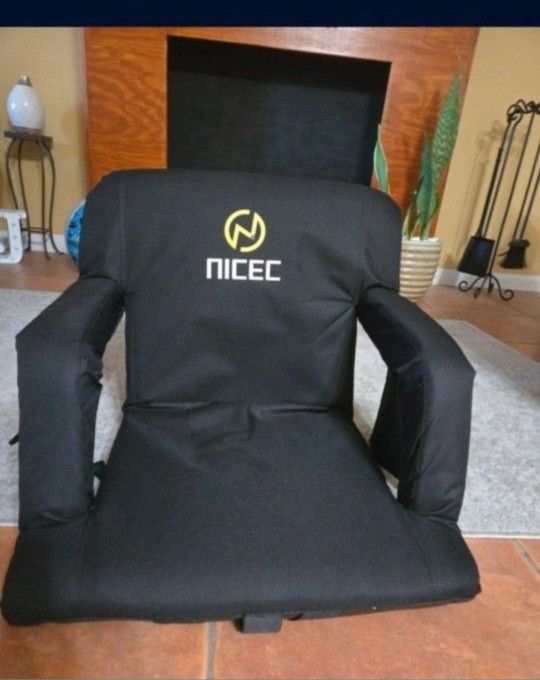 Stadium Chair. Very Comfortable, With Pockets