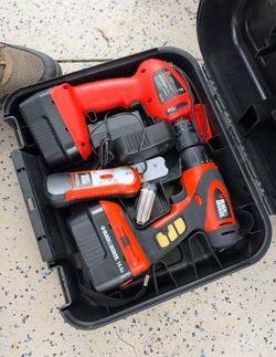 Black and Decker Drill Set