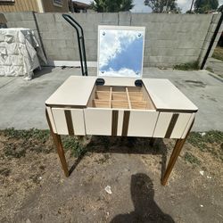 Makeup Vanity 