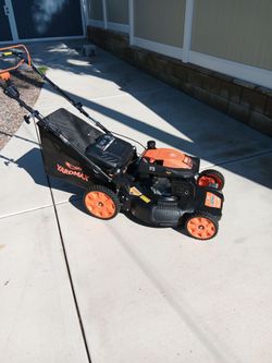 Gas Lawn Mower 201cc. "Read Discription"