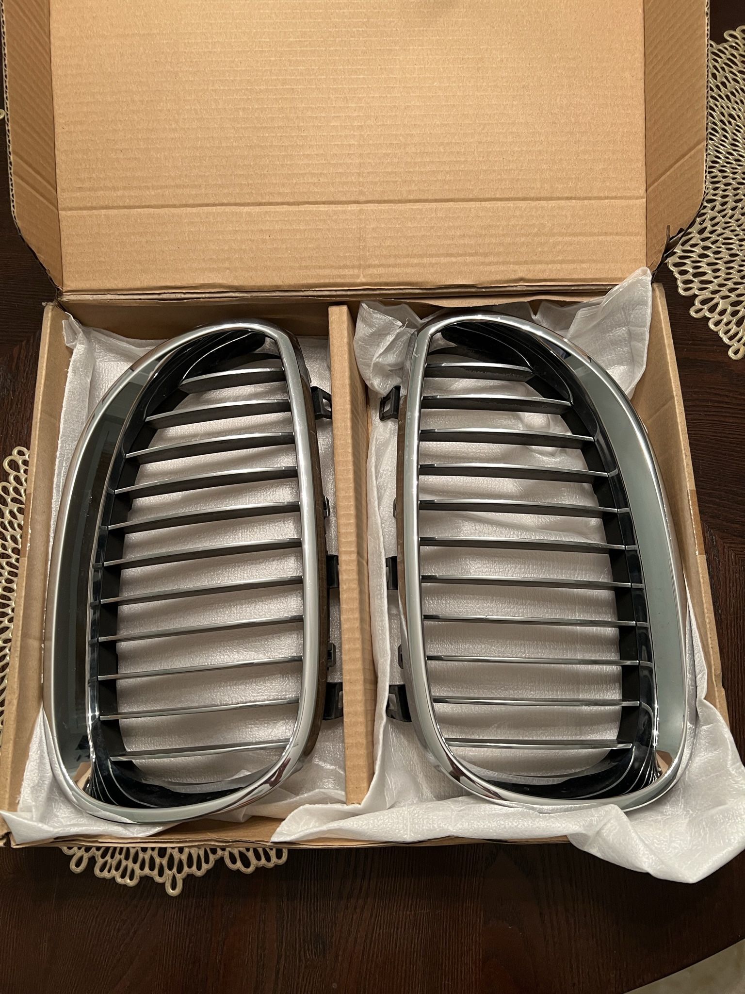 BMW Kidney Grill Set