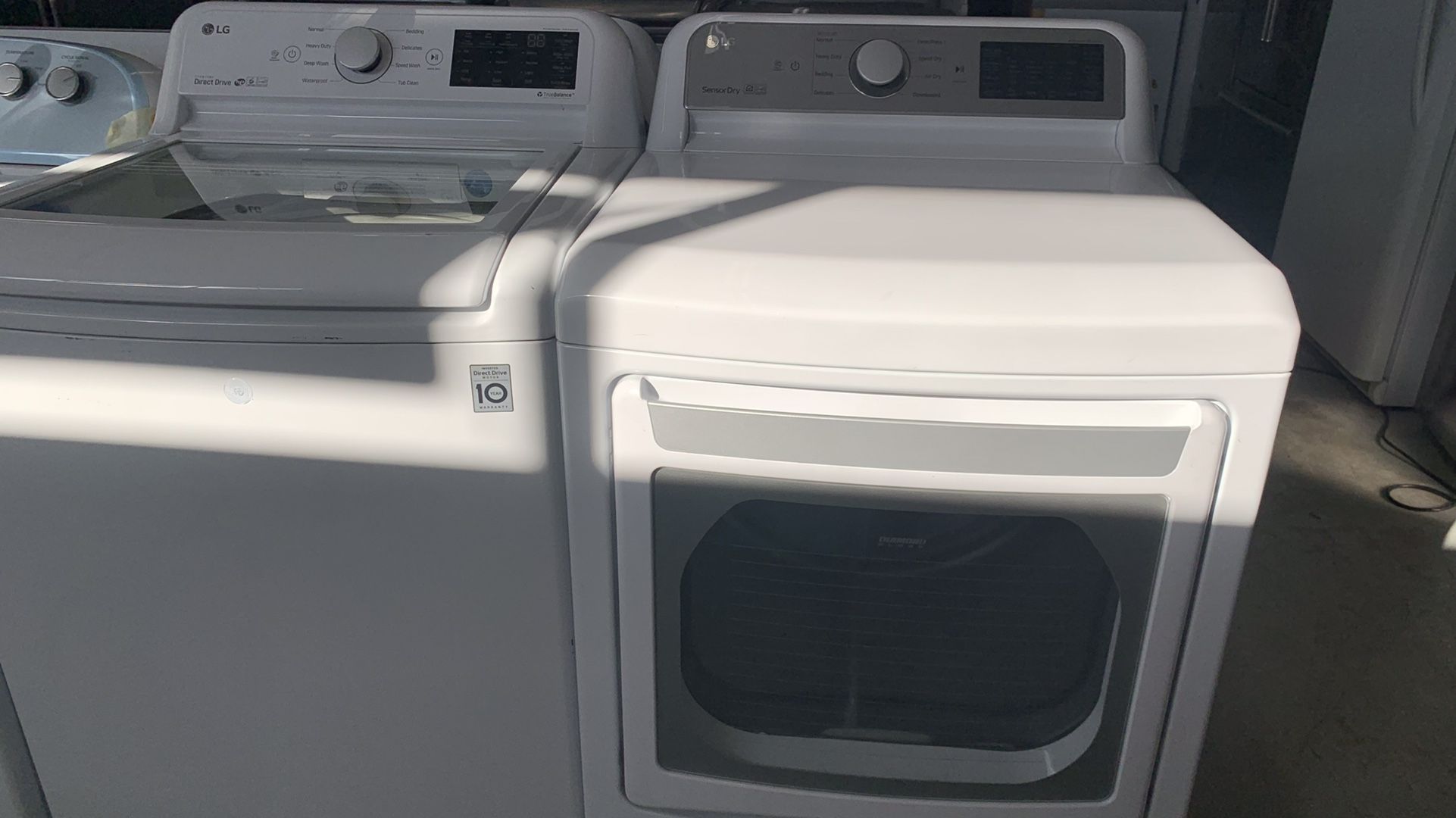 WASHER AND DRYER
