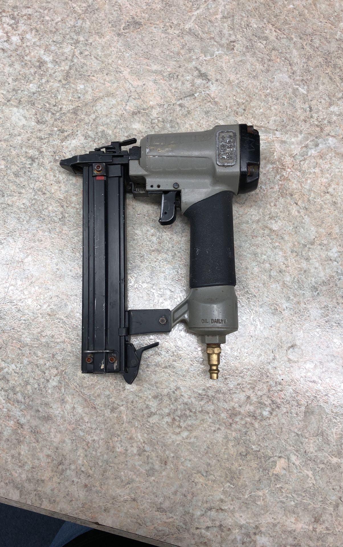 Porter-Cable Mod. BN125 5/8” - 1-1/4” 18-Gauge Brad Nailer