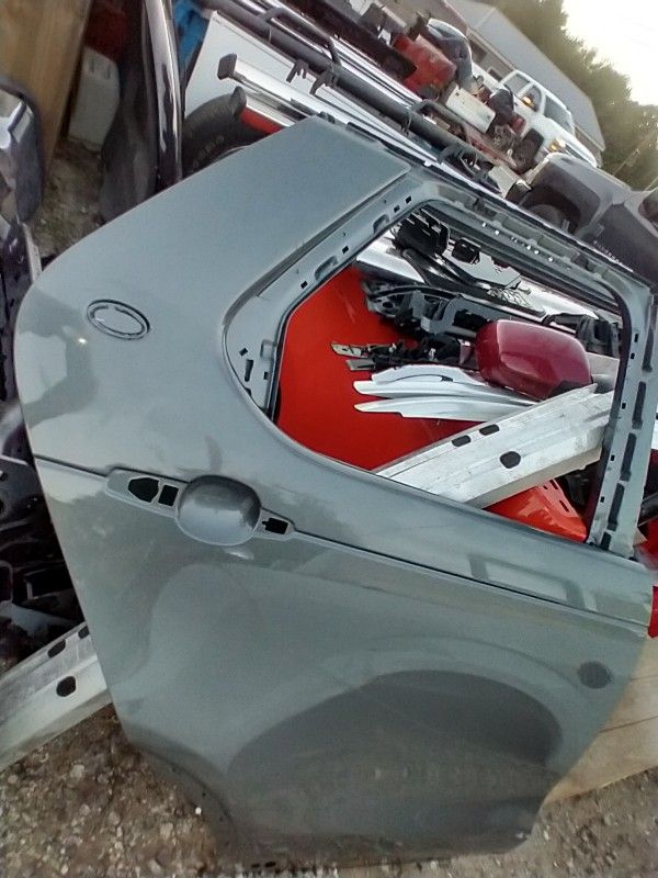 Passenger Rear Door For A 2017 To 2019 Land Rover Discovery OEM Part