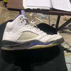 Retro Jordan 5s