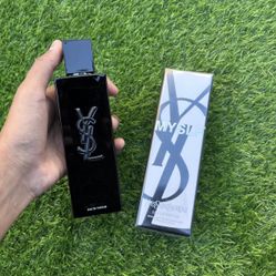 YSL MYSLF Eau de Parfum – 100ml (3.4 oz) 🖤 **Not firm on price**