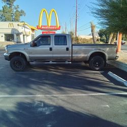 F350  Super Duty Lariat and 18ft car houler Trailer 